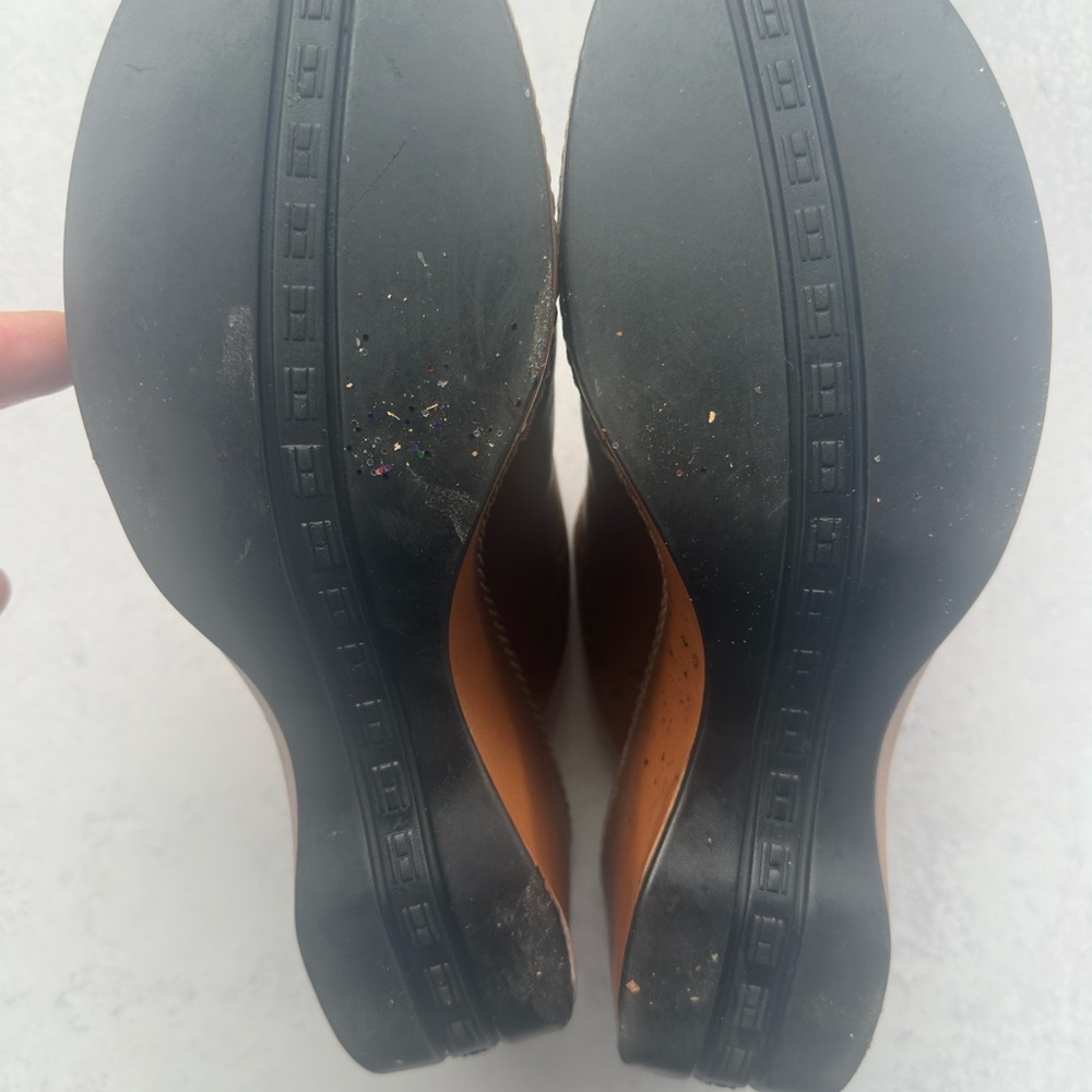 Tommy Hilfiger Women's Tan Mules Brown Platform Shoes - Picture 8 of 8